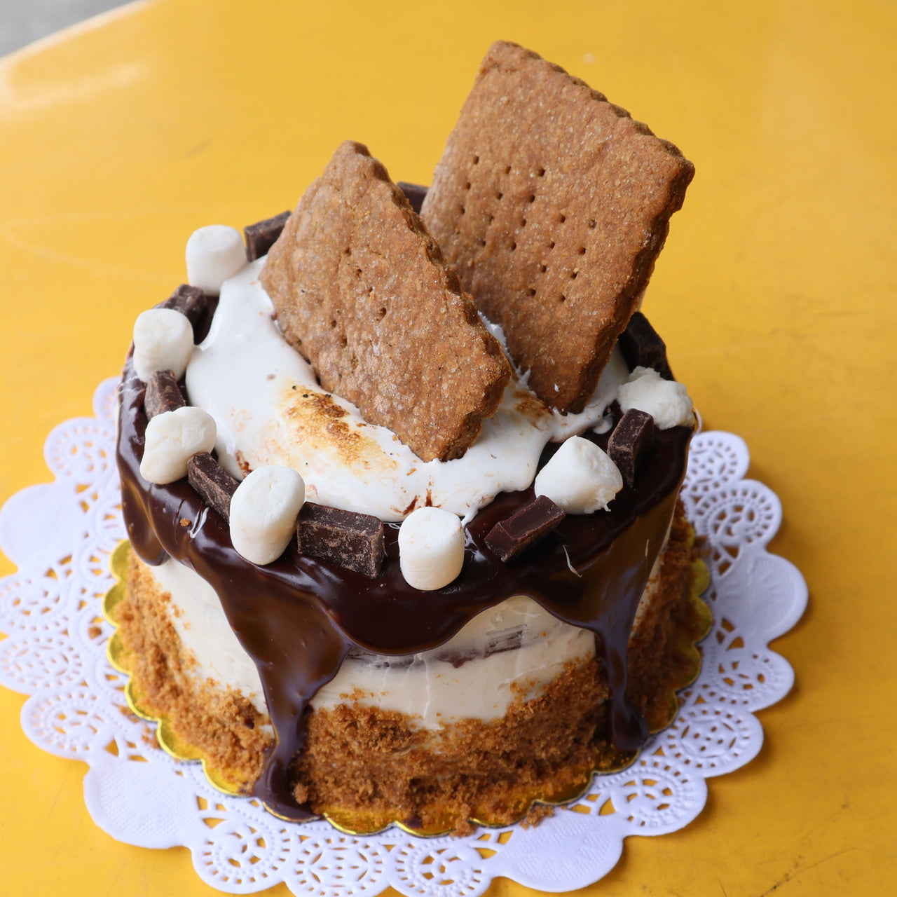 Vegan Mini S'mores Cake (6")