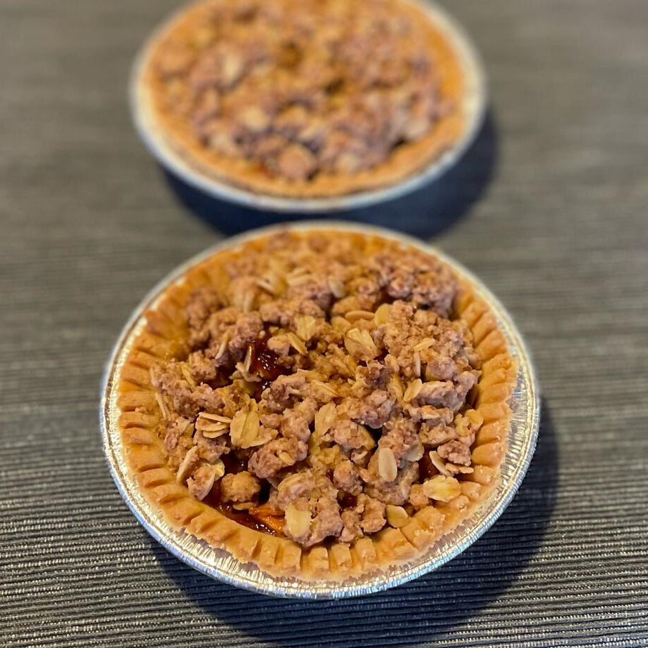 Vegan Mini Apple Streusel Pie